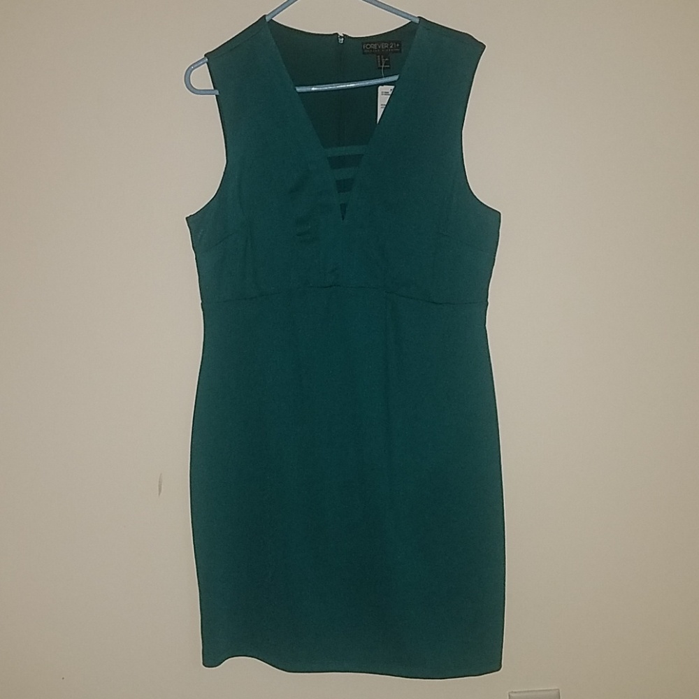 Sleeveless green dress
